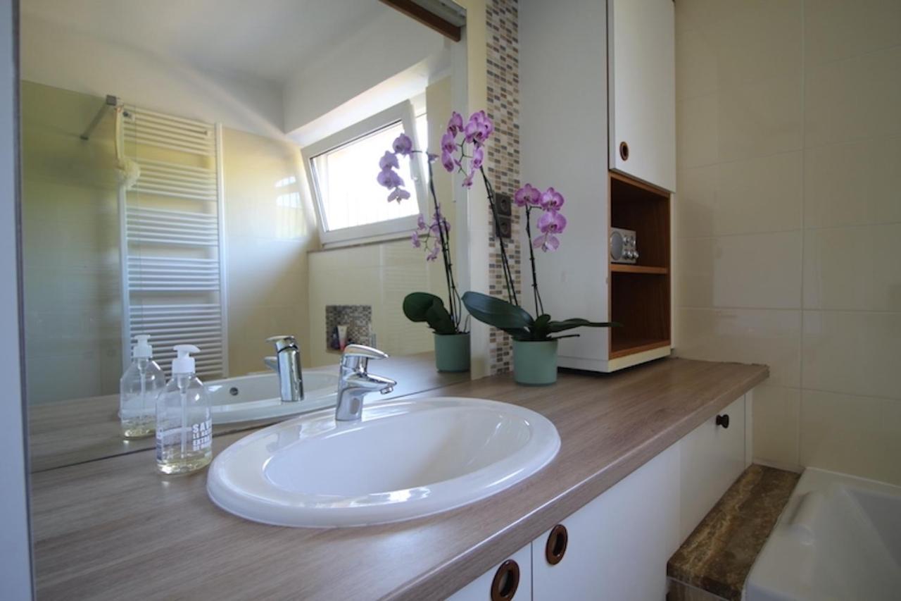 Escapade Au Bube - Vue Exceptionnelle - Nouveau Apartment